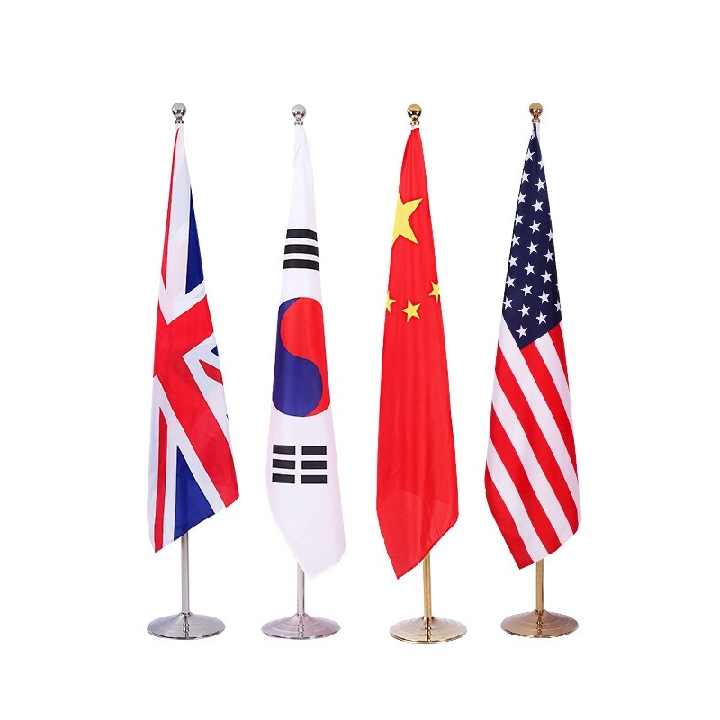 سارية العلم في الأماكن المغلقة